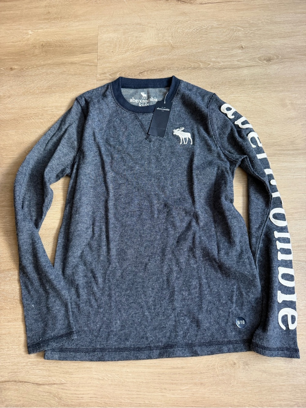 Abercrombie Kids Boys Blue Logo Spell Out Shirt SZ 9/10 NWT